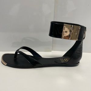 Black Patent Leather Vince Camuto Thong Sandals, New!